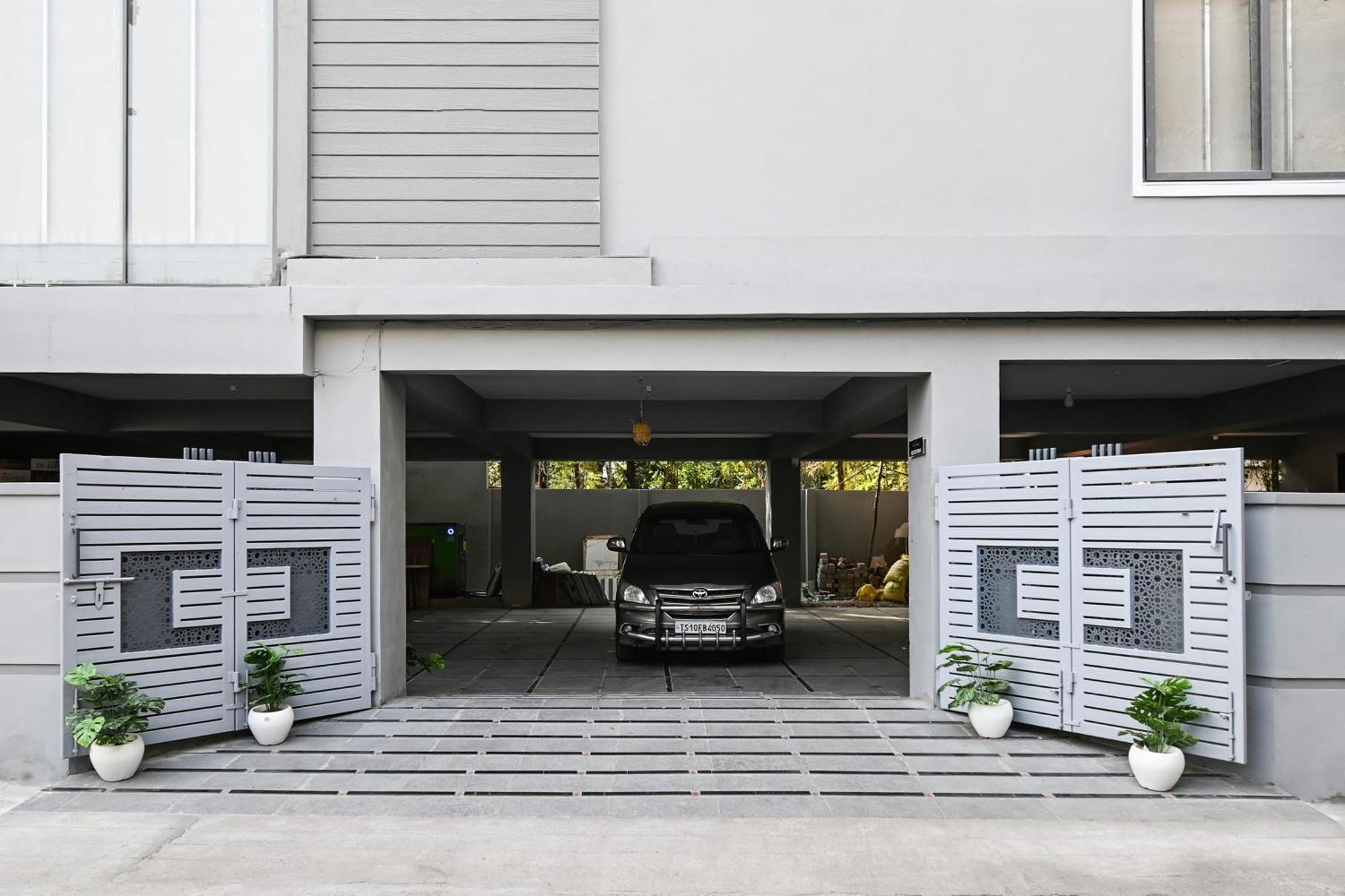 Super Townhouse De Alphabet Karmanghat Hyderabad Esterno foto